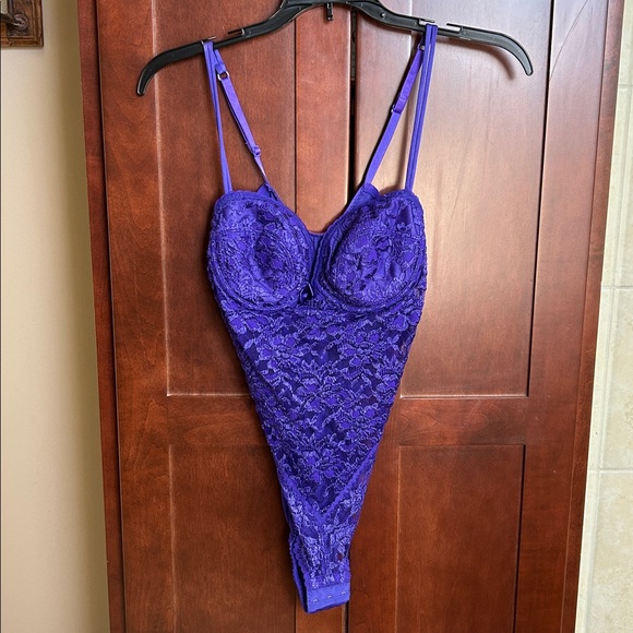 Vintage Victoria’s Secret Gold Tag Purple Lace Bodysuit - 36B - Picture 7 of 12